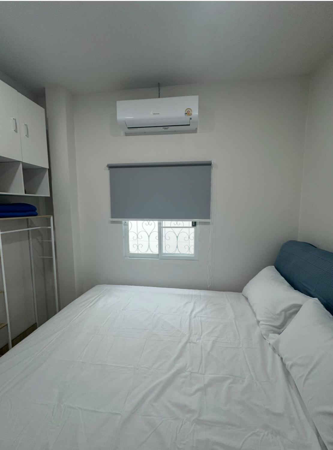 The Little House Apartment Chaloklum Exterior photo